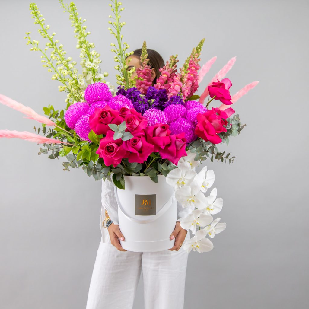 Buy Flowers in Sydney (SameDay Delivery!) B & M Florist