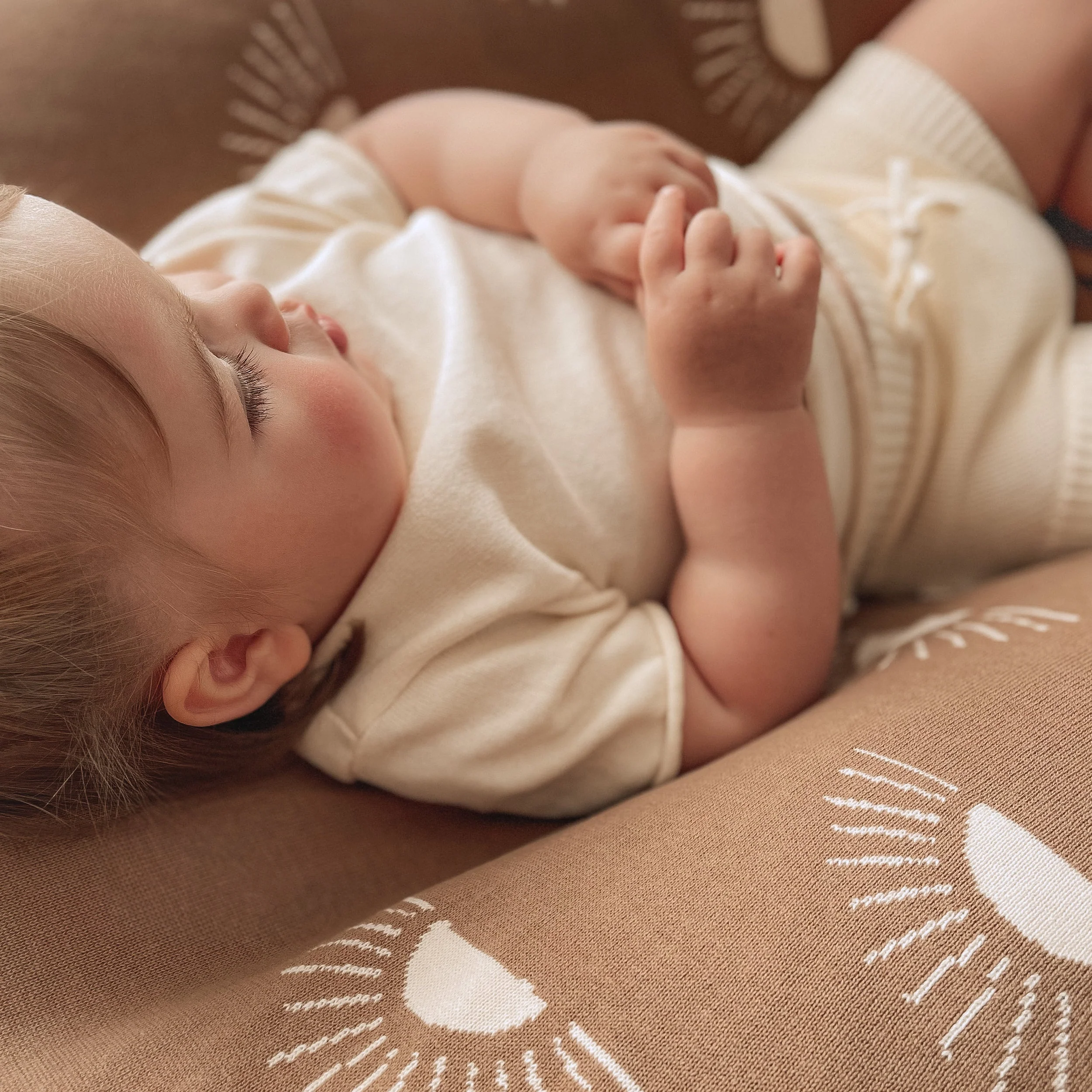 Fox & Fallow Suns Coffee Reversible Blanket - Image 4